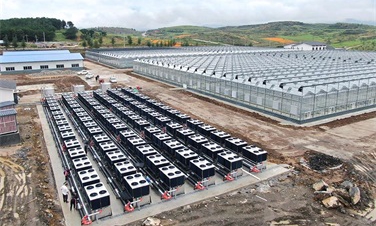 助力綠色農(nóng)業(yè)發(fā)展！貴州3萬(wàn)平蔬菜大棚建設(shè)碧淶空氣能采暖工程